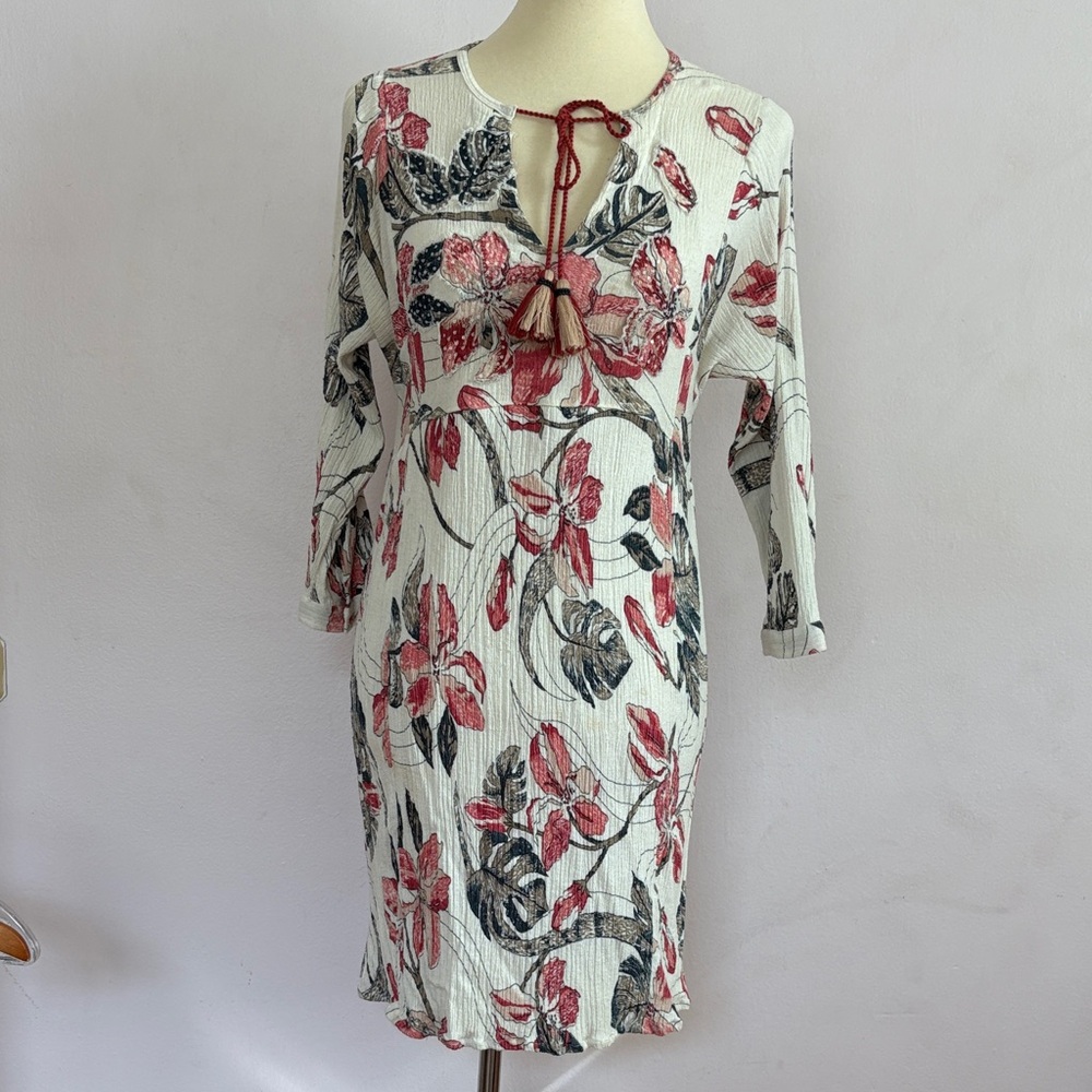 Tie-Neck Floral Chemise in Ivory and Red